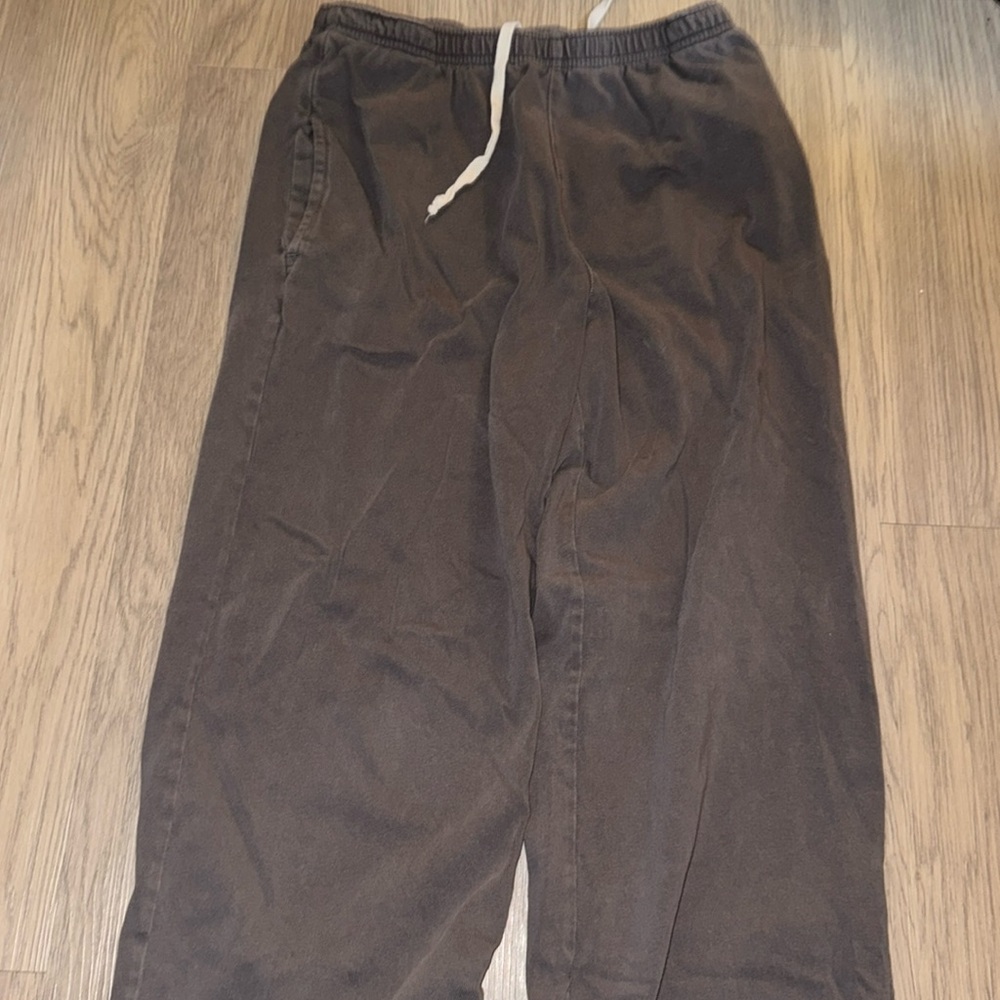 Brandy Melville, dark gray sweatpants
